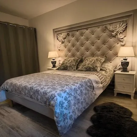 Charme De La Provence Classe 3 Etoiles * Riez